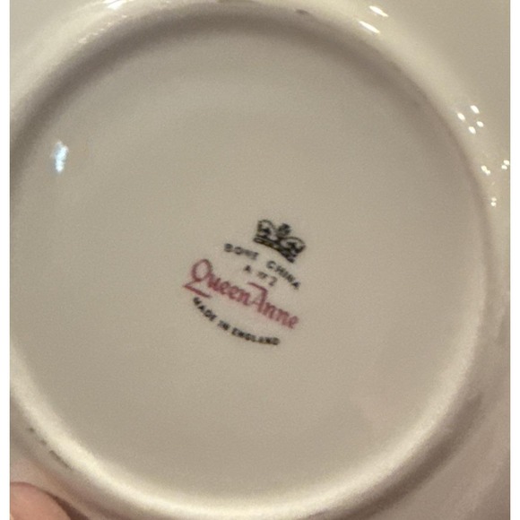 Queen Anne England Red Yellow Rose Gold Rimmed Footed Tea Cup Saucer Vintage - Picture 4 of 5